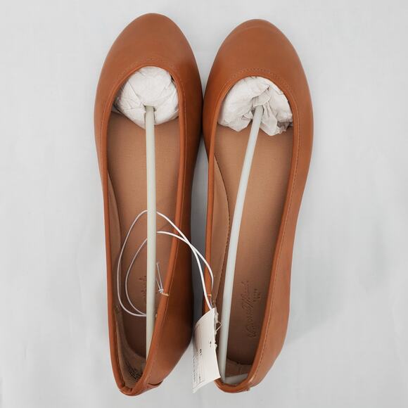 Universal Thread Women's 6.5 Ballet Flats Everly Cognac New - Picture 2 of 7